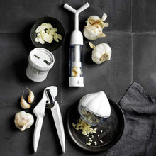 Load image into Gallery viewer, Garlic Press Chopper